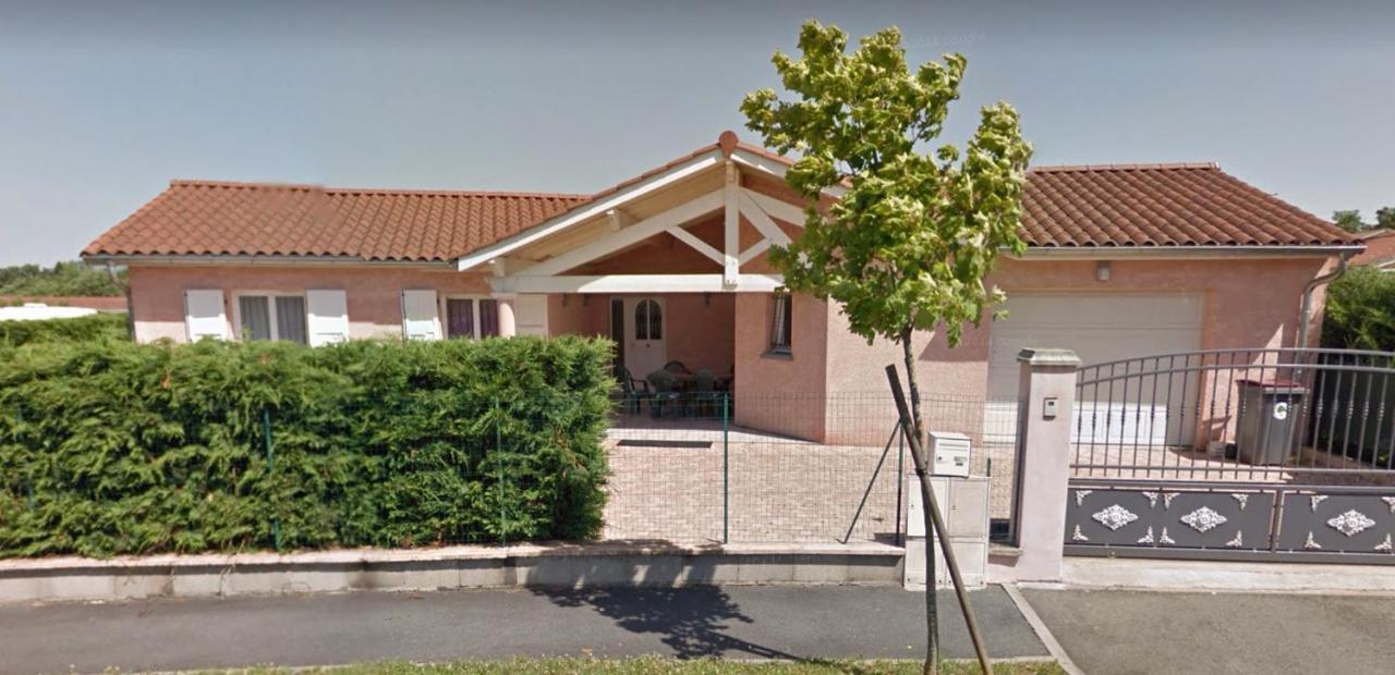 Chambres D'Hotes Chez Florence Montmerle-sur-Saone Luaran gambar