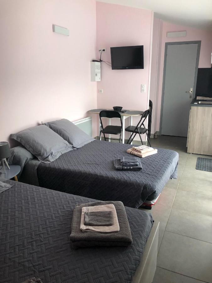 Chambres D'Hotes Chez Florence Montmerle-sur-Saone Luaran gambar